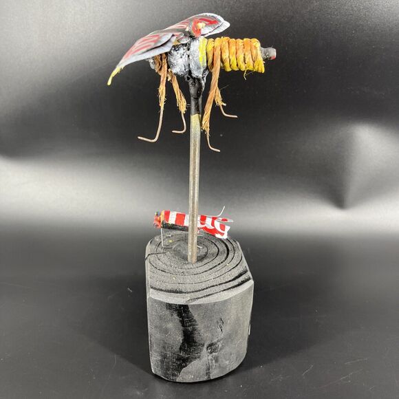 Whimsical Handmade Folk Tramp Art Tin Can Metal Sculpture Insect Hug Bug Figures - Picture 8 of 16